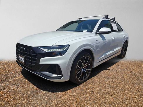 Used 2021 Audi Q8 Prestige w/ Prestige Package AWD/4WD image 6