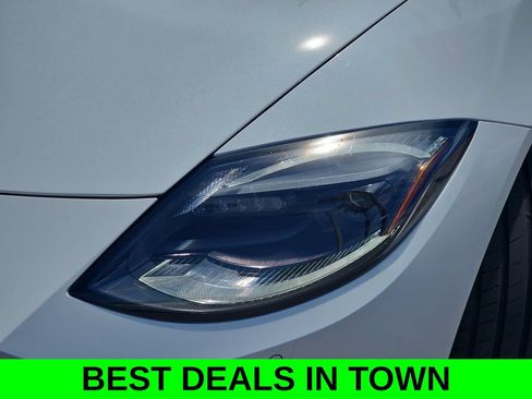 Used 2025 Nissan Z Performance w/ Floor Mat Package RWD image 32