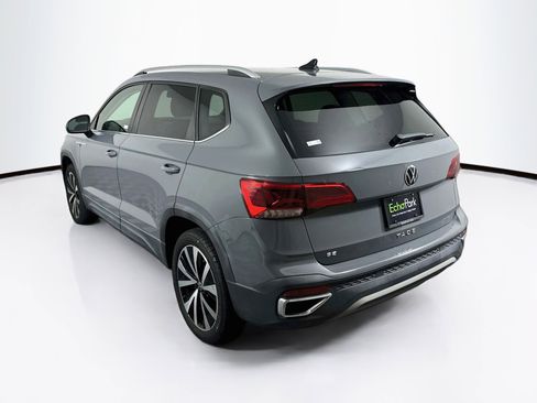 Used 2022 Volkswagen Taos SE FWD image 5