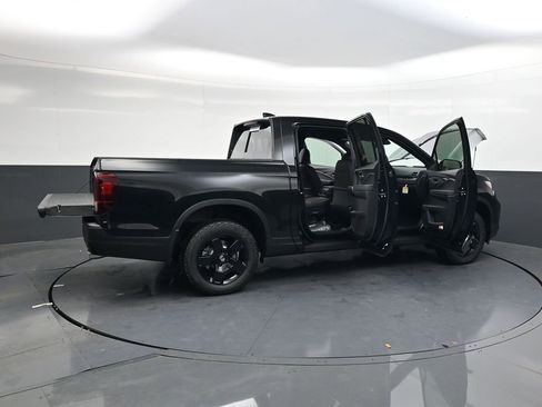 Used 2026 Honda Ridgeline Black Edition image 37