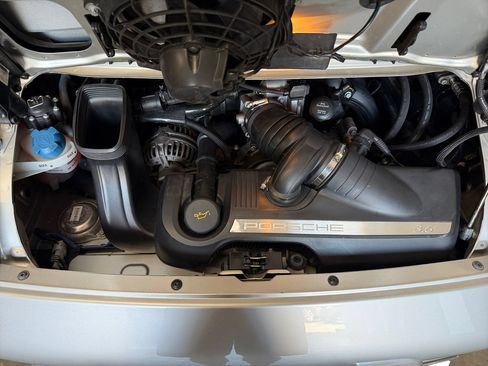 Used 2008 Porsche 911 Carrera RWD image 18