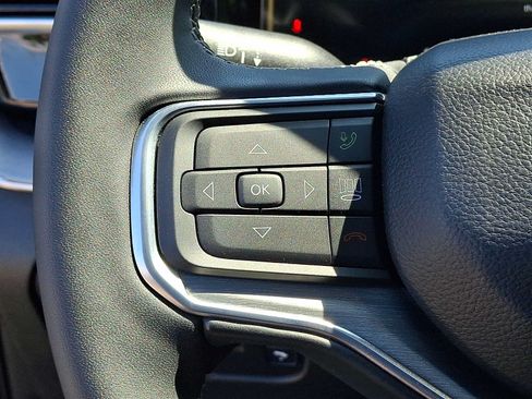 Used 2023 Jeep Wagoneer Series II AWD/4WD image 23
