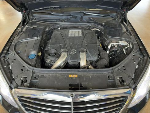 Used 2017 Mercedes-Benz S 550 4MATIC Sedan image 12