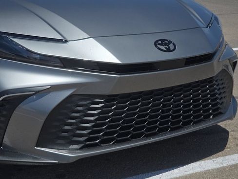 New 2026 Toyota Camry SE FWD image 7