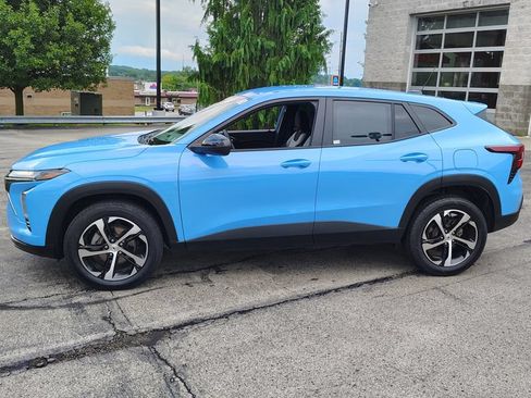 Certified 2024 Chevrolet Trax RS FWD image 10