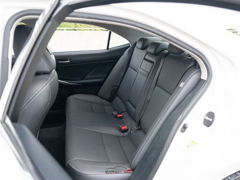 Used 2018 Lexus IS 300 AWD w/ Comfort Package image 20