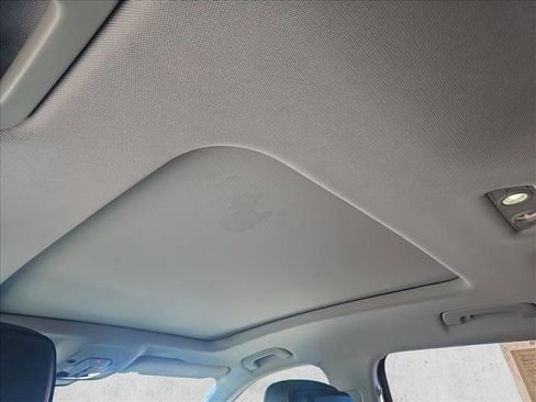 Used 2019 Audi e-tron Prestige w/ Prestige Package image 20