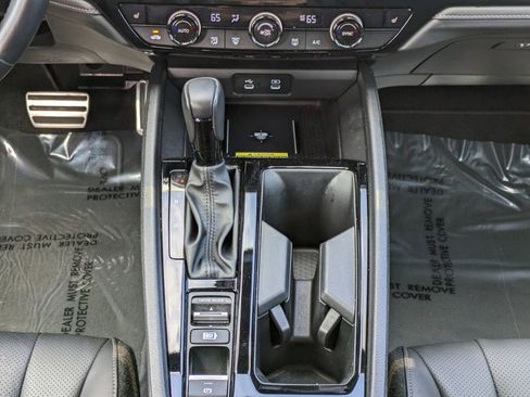 Used 2025 Honda Accord Sport image 19