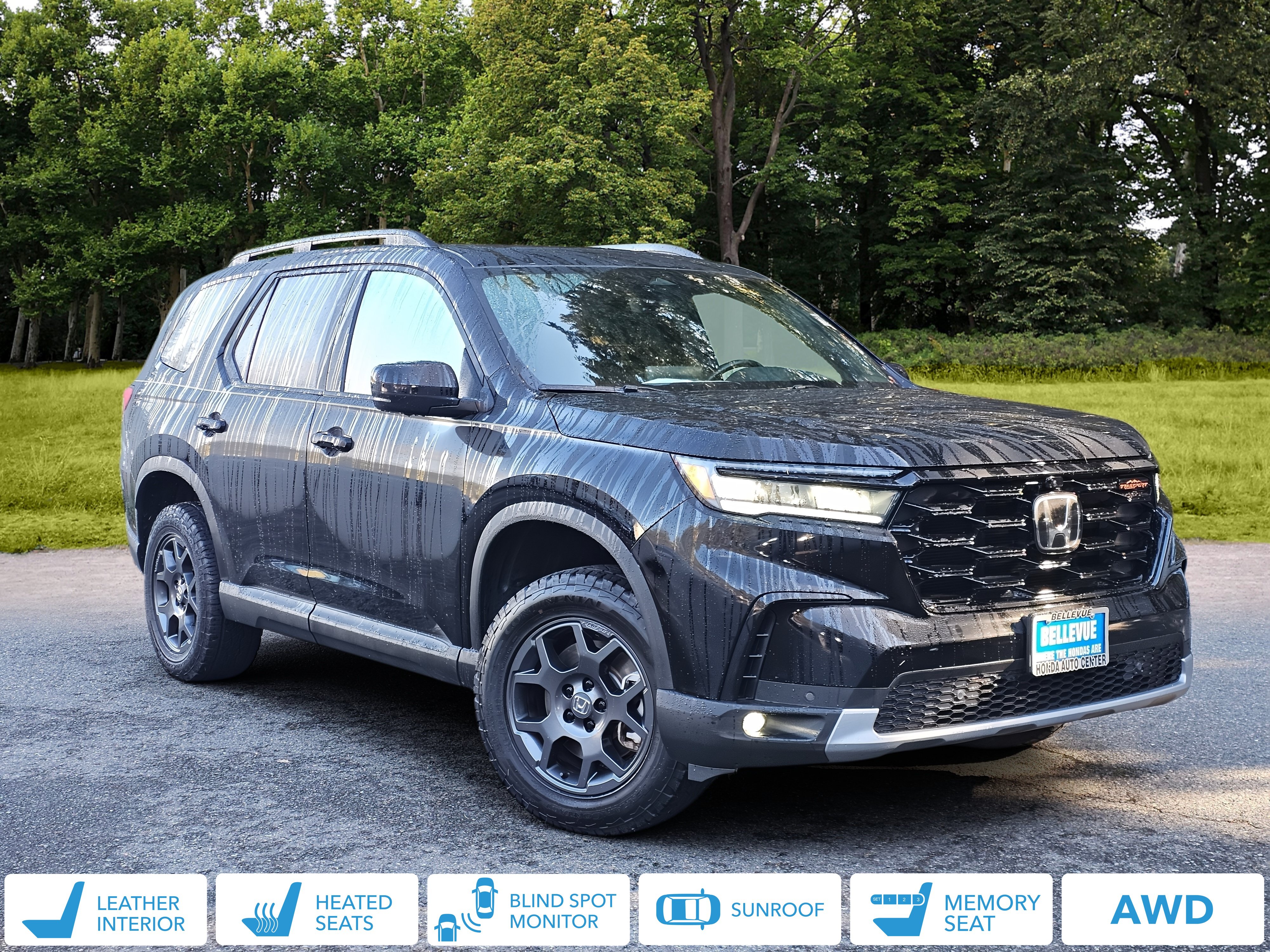Used 2024 Honda Pilot TrailSport image 1
