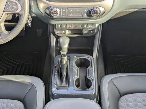 Used 2022 Chevrolet Colorado Z71 w/ Safety Package image 19