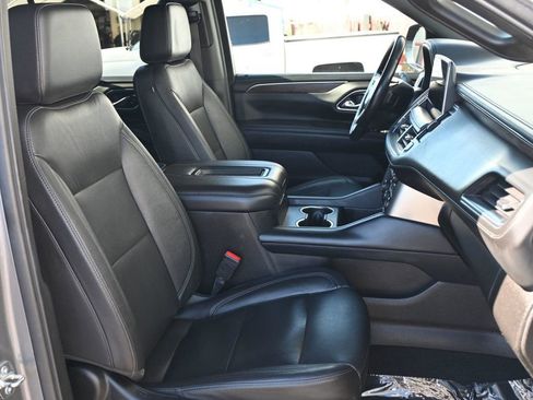 Used 2021 Chevrolet Tahoe Z71 w/ Z71 Signature Package image 20