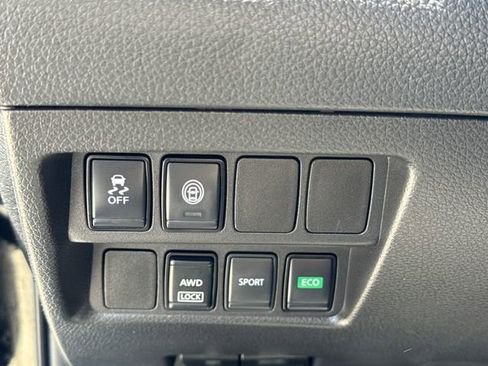 Used 2021 Nissan Rogue Sport S AWD/4WD image 24