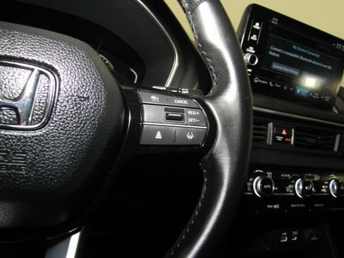 Certified 2023 Honda Pilot Touring image 6
