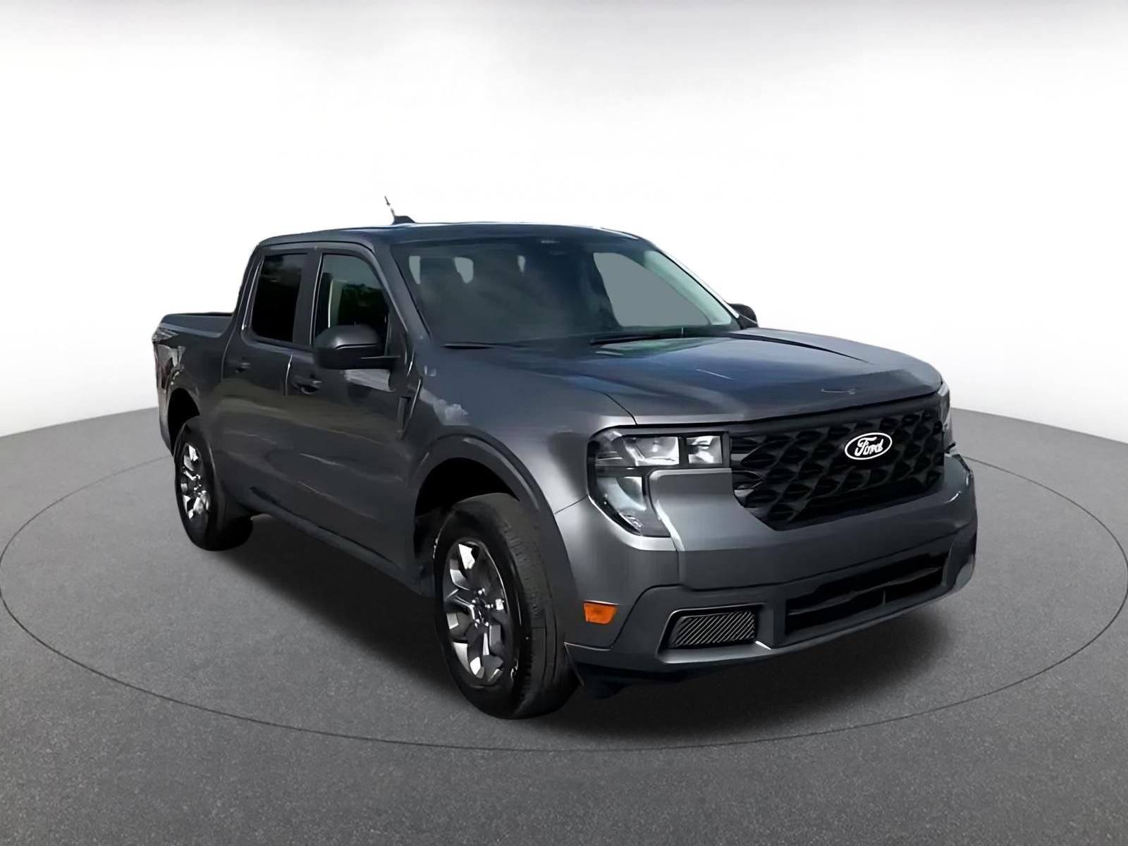 Used 2026 Ford Maverick XLT FWD image 2