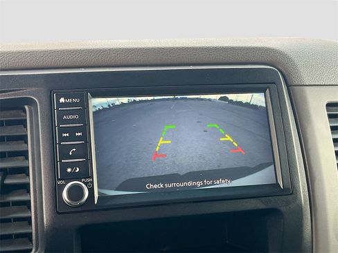 Used 2021 Nissan NV 2500 SV image 13