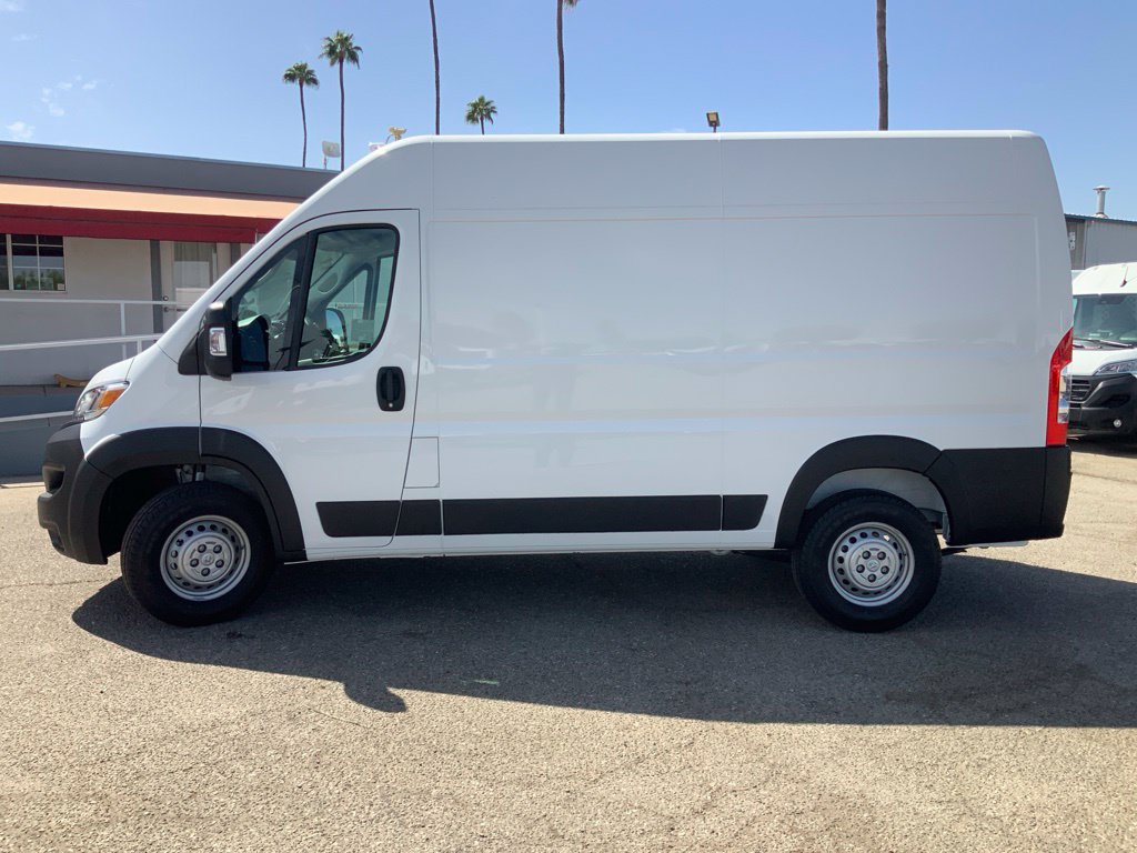 New 2027 RAM ProMaster 2500 w/ Convenience Group FWD image 4