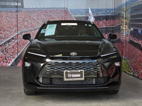 Certified 2026 Toyota Crown Signia AWD/4WD image 3