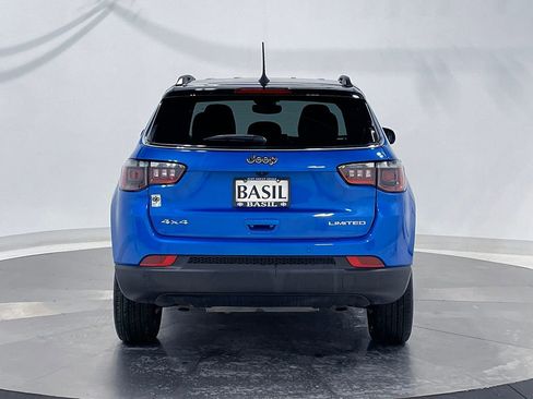 Used 2025 Jeep Compass Limited image 12