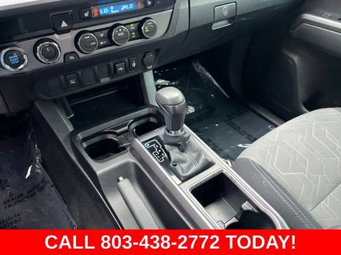 Used 2022 Toyota Tacoma TRD Sport w/ TRD Premium Sport Package AWD/4WD image 26