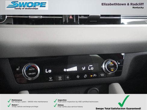 New 2025 Mitsubishi Outlander SE image 27