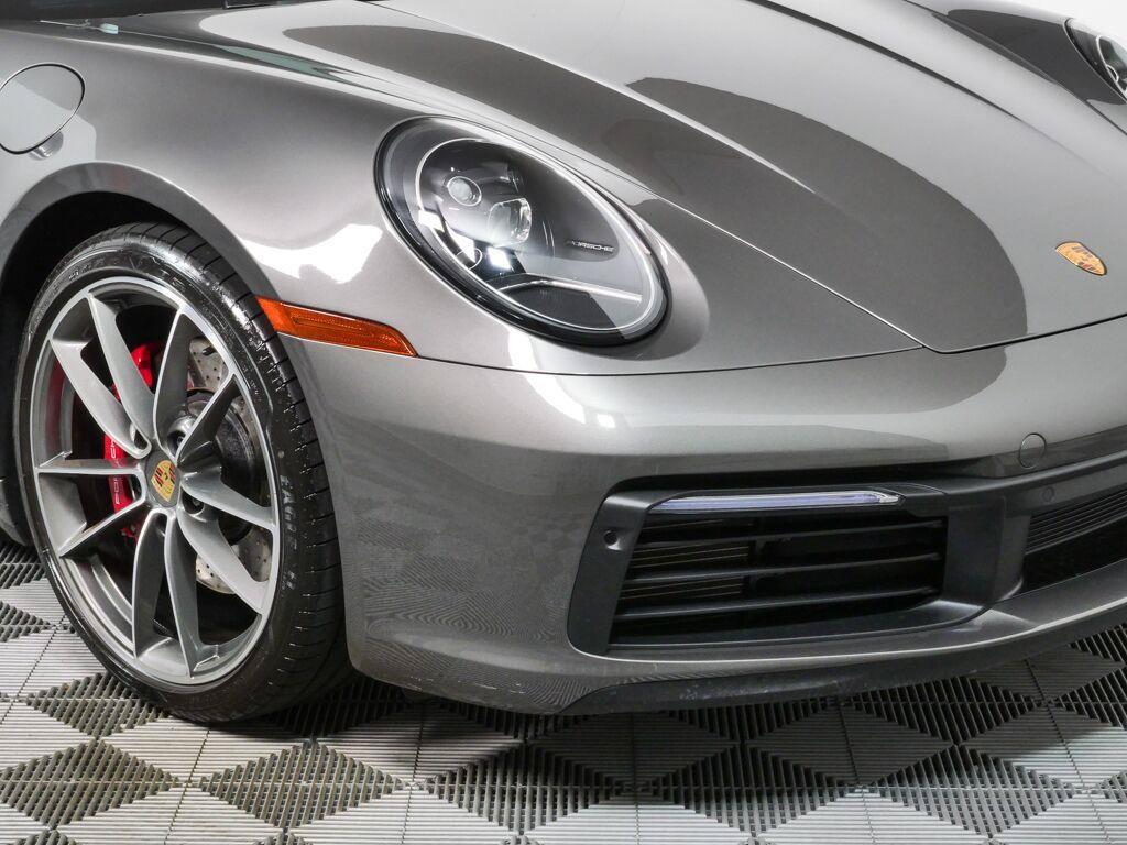 Certified 2023 Porsche 911 Carrera S RWD image 31