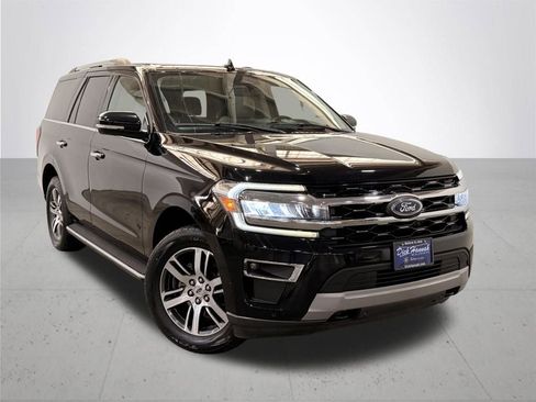 Used 2023 Ford Expedition Limited image 7