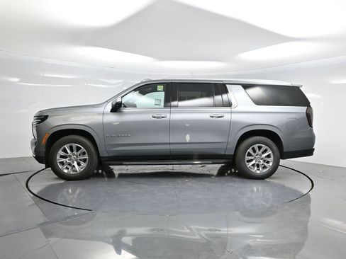 Used 2025 Chevrolet Suburban Premier image 54