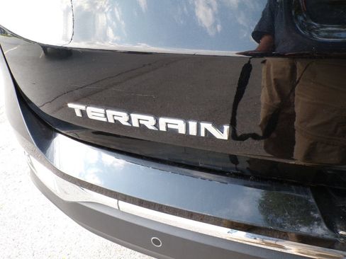 Used 2020 GMC Terrain SLT w/ Preferred Package AWD/4WD image 18