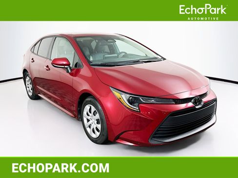 Used 2023 Toyota Corolla LE FWD image 1