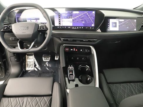 New 2026 Audi SQ5 Prestige AWD/4WD image 18