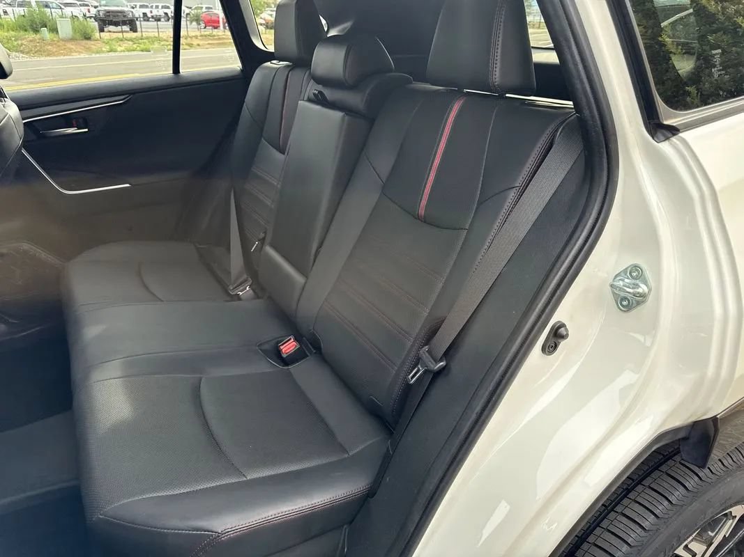 Used 2022 Toyota RAV4 XSE w/ Premium Package AWD/4WD image 51