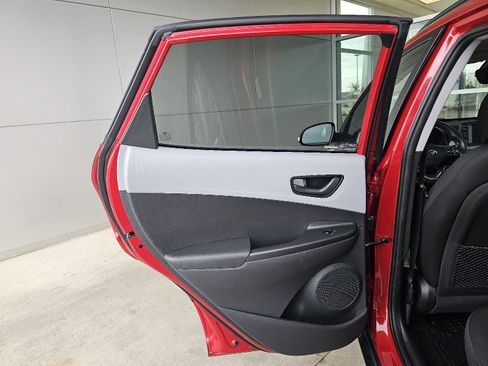 Used 2021 Hyundai Kona SEL Plus w/ Cargo Package image 16