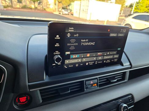 Used 2025 Honda Pilot EX-L image 20