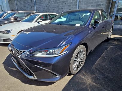 Certified 2023 Lexus ES 250 w/ Premium Package