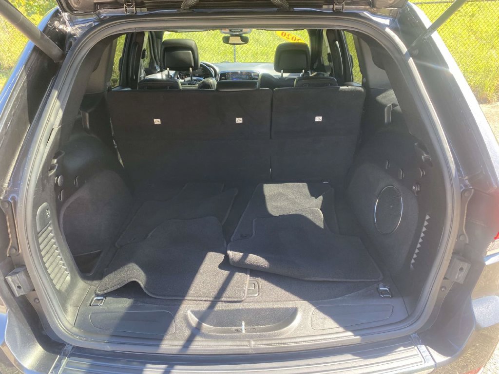 Certified 2020 Jeep Grand Cherokee Limited w/ Luxury Group II RWD image 14