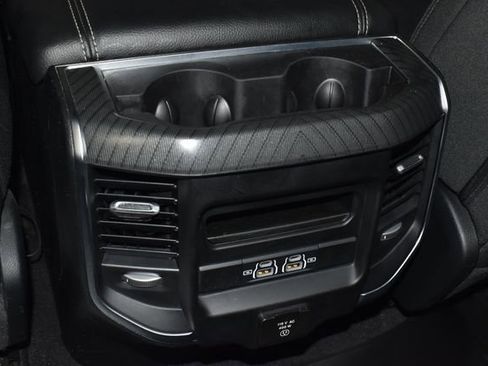 Used 2025 RAM 1500 Big Horn AWD/4WD image 30