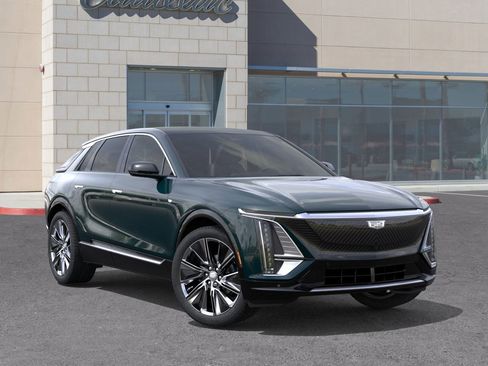 New 2025 Cadillac Lyriq Luxury w/ Nappa Leather Package RWD image 41