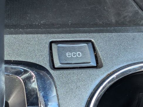 Used 2014 Chevrolet Equinox LT w/ Driver Convenience Package image 31