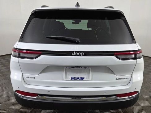 New 2025 Jeep Grand Cherokee Laredo w/ Luxury Tech Group I image 7