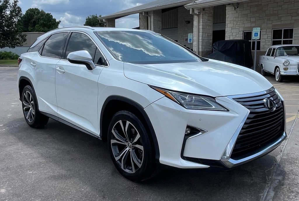 Used 2016 Lexus RX 350 FWD w/ Premium Package image 2