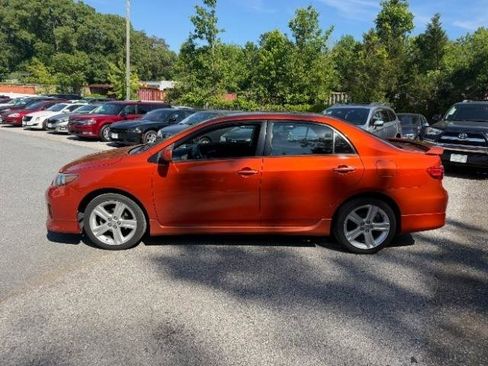 Used 2013 Toyota Corolla S Special Edition FWD image 2