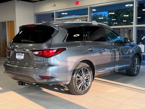 Used 2019 INFINITI QX60 Luxe w/ Sensory Package AWD/4WD image 12