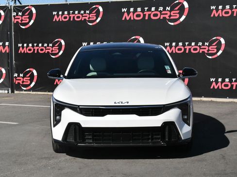 Used 2025 Kia K4 GT-Line w/ GT-Line Premium Package image 2