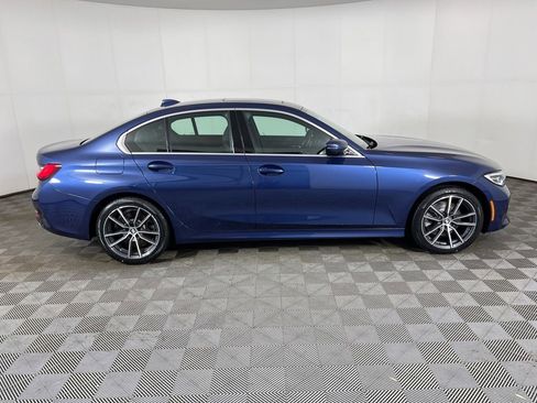 Used 2021 BMW 330i xDrive Sedan w/ Premium Package image 2