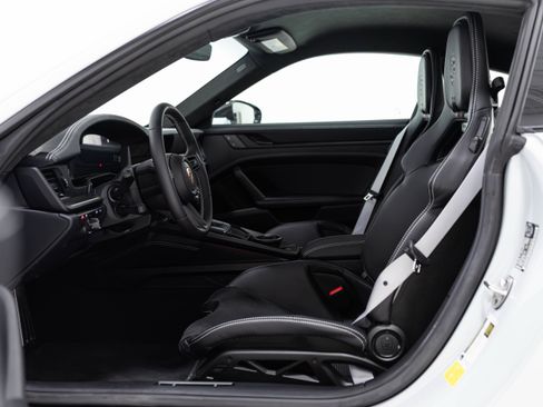 Used 2026 Porsche 911 GT3 RWD image 22
