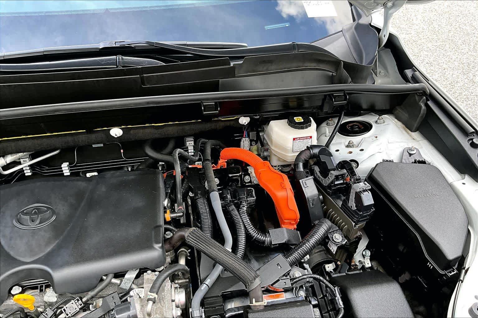 Used 2023 Toyota Venza XLE AWD/4WD image 32