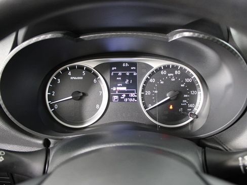 Used 2025 Nissan Versa S w/ Trunk Package FWD image 13