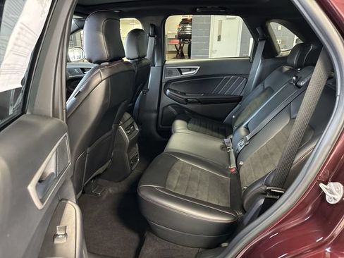 Used 2024 Ford Edge ST-Line w/ Class II Trailer Tow Package AWD/4WD image 29