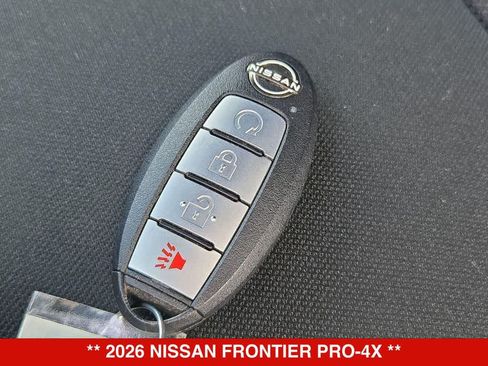 Used 2026 Nissan Frontier PRO-4X AWD/4WD image 32