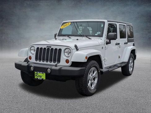 Used 2013 Jeep Wrangler Unlimited Sahara w/ Dual Top Group AWD/4WD image 8